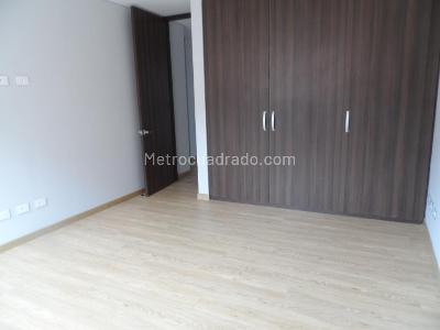 Apartamento de 3 alcobas en venta en Los Rosales, Bogotá, 178 m² · foto 11 de 20