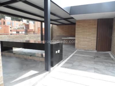 Apartamento de 3 alcobas en venta en Los Rosales, Bogotá, 178 m² · foto 2 de 20