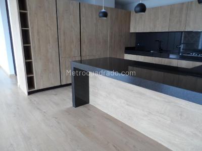 Apartamento de 3 alcobas en venta en Los Rosales, Bogotá, 178 m² · foto 7 de 20
