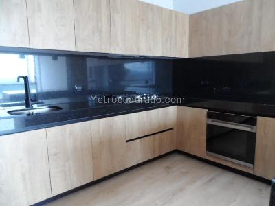 Apartamento de 3 alcobas en venta en Los Rosales, Bogotá, 178 m² · foto 8 de 20
