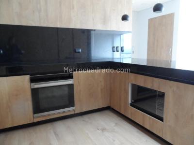 Apartamento de 3 alcobas en venta en Los Rosales, Bogotá, 178 m² · foto 9 de 20