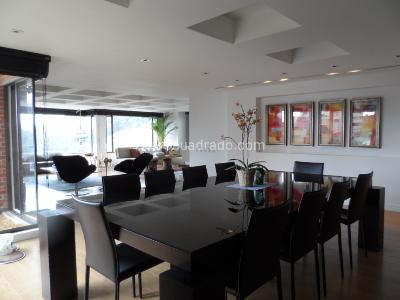 Apartamento de 3 alcobas en venta en Refugio Del Chico Alto, Bogotá, 320 m² · foto 4 de 20