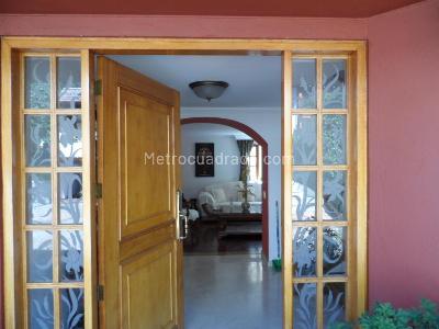 Casa de 4 alcobas en venta en Sotileza, Bogotá, 360 m² · foto 3 de 20