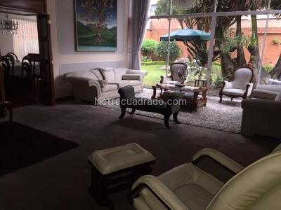 Casa de 4 alcobas en venta en Chico Navarra, Bogotá, 615 m² · foto 20 de 20