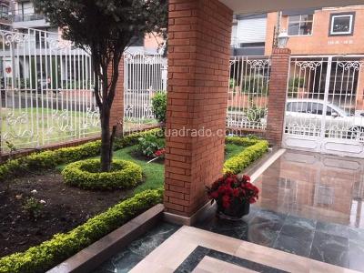 Casa de 4 alcobas en venta en Chico Navarra, Bogotá, 615 m² · foto 5 de 20