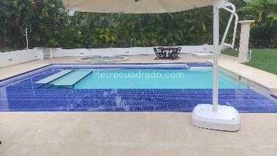 Casa de 4 alcobas en venta en Puerto Peñalisa, Girardot, 300 m² · foto 15 de 20