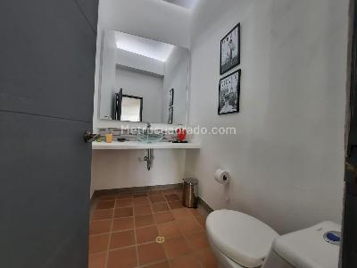 Casa de 4 alcobas en venta en Puerto Peñalisa, Girardot, 300 m² · foto 6 de 20