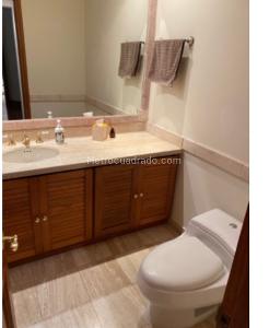 Apartamento de 2 alcobas en venta en Rosales Bella Vista, Bogotá, 210 m² · foto 8 de 20