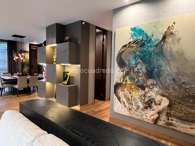 Apartamento de 3 alcobas en venta en Cabrera Chico, Bogotá, 232 m² · foto 2 de 20