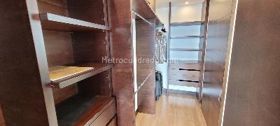 Apartamento de 3 alcobas en venta en Bosque Medina, Bogotá, 218 m² · foto 3 de 20