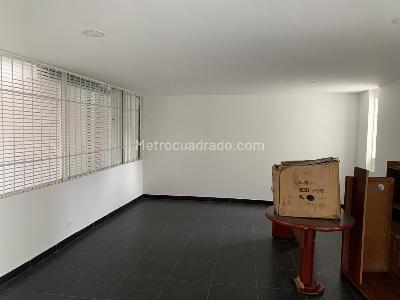 Casa de 4 alcobas en venta en Niza Antigua, Bogotá, 320 m² · foto 10 de 19