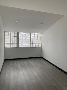 Casa de 4 alcobas en venta en Niza Antigua, Bogotá, 320 m² · foto 14 de 19