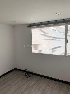 Casa de 4 alcobas en venta en Niza Antigua, Bogotá, 320 m² · foto 5 de 19