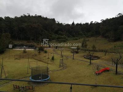 Casa de 3 alcobas en venta en Santiamen, La Calera, 400 m² · foto 2 de 20