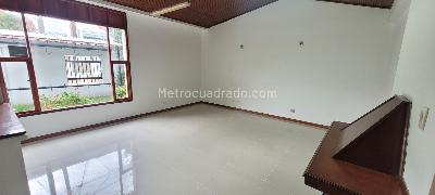 Casa de 4 alcobas en venta en Niza Norte, Bogotá, 405 m² · foto 19 de 20