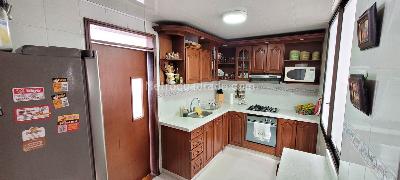 Casa de 4 alcobas en venta en Niza Norte, Bogotá, 202 m² · foto 10 de 18