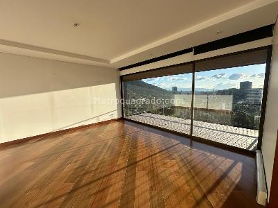Apartamento de 3 alcobas en venta en Cerro De Los Alpes, Bogotá, 342 m² · foto 3 de 20