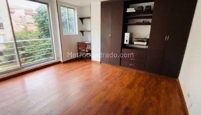 Apartamento de 3 alcobas en venta en Bella Suiza, Bogotá, 126 m² · foto 10 de 18