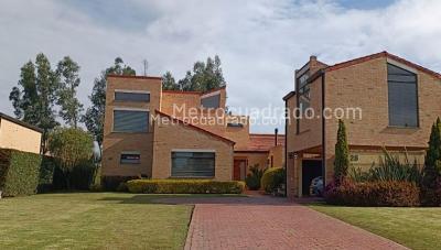 Casa en venta en Cajica Conjunto Chunugua, Cajicá · foto 10 de 20