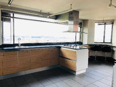 Apartamento de 4 alcobas en venta en Rosales Alto, Bogotá, 650 m² · foto 7 de 20