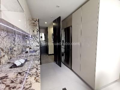 Apartamento en venta en Santa Barbara, Bogotá · foto 11 de 13