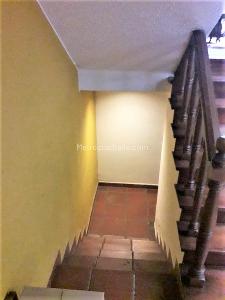 Casa de 4 alcobas en arriendo en Santa Barbara Occidental, Bogotá, 378 m² · foto 6 de 13