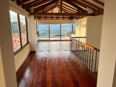 Casa de 3 alcobas en venta en Encenillos De Sindamanoy, Bogotá, 226 m² · foto 11 de 20