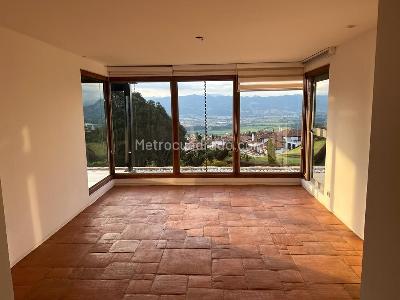 Casa de 3 alcobas en venta en Encenillos De Sindamanoy, Bogotá, 226 m² · foto 8 de 20