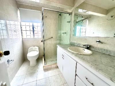 Casa de 4 alcobas en venta en Santa Ana Occidental, Bogotá, 230 m² · foto 12 de 20