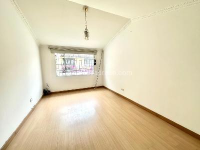 Casa de 4 alcobas en venta en Santa Ana Occidental, Bogotá, 230 m² · foto 13 de 20