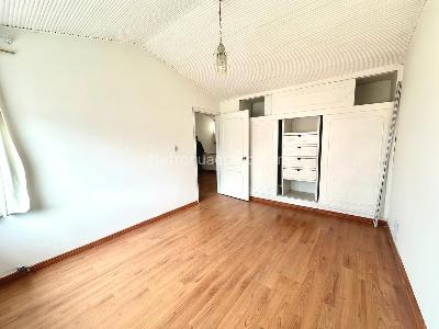Casa de 4 alcobas en venta en Santa Ana Occidental, Bogotá, 230 m² · foto 17 de 20
