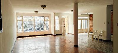 Casa de 4 alcobas en venta en Normandia Ii Sector, Bogotá, 230 m² · foto 18 de 20
