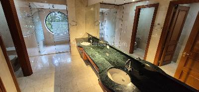 Apartamento de 5 alcobas en venta en Santa Barbara Alta, Bogotá, 520 m² · foto 13 de 19