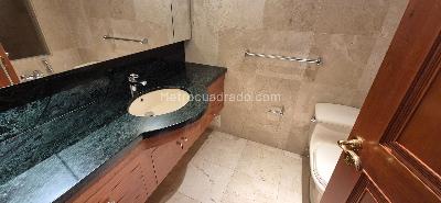 Apartamento de 5 alcobas en venta en Santa Barbara Alta, Bogotá, 520 m² · foto 14 de 19