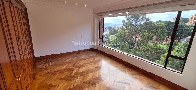 Apartamento de 5 alcobas en venta en Santa Barbara Alta, Bogotá, 520 m² · foto 17 de 19
