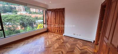 Apartamento de 5 alcobas en venta en Santa Barbara Alta, Bogotá, 520 m² · foto 18 de 19