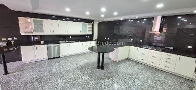 Apartamento de 5 alcobas en venta en Santa Barbara Alta, Bogotá, 520 m² · foto 6 de 19