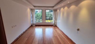 Apartamento de 5 alcobas en venta en Santa Barbara Alta, Bogotá, 520 m² · foto 7 de 19