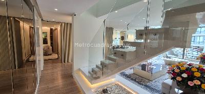 Apartamento de 2 alcobas en venta en Rosales Bella Vista, Bogotá, 260 m² · foto 1 de 20