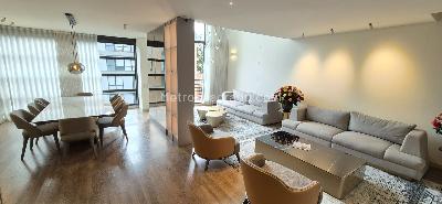 Apartamento de 2 alcobas en venta en Rosales Bella Vista, Bogotá, 260 m² · foto 3 de 20