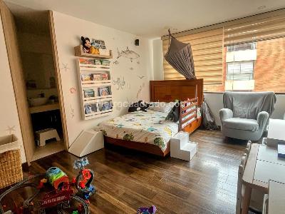 Apartamento de 3 alcobas en venta en Serramonte, Bogotá, 220 m² · foto 9 de 19