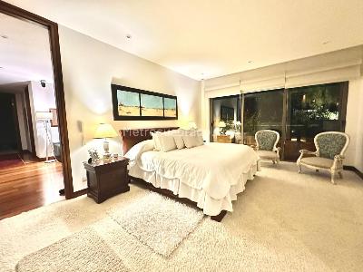 Apartamento de 3 alcobas en venta en Cerros De Los Alpes, Bogotá, 310 m² · foto 14 de 20