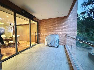 Apartamento de 3 alcobas en venta en Cerros De Los Alpes, Bogotá, 310 m² · foto 7 de 20