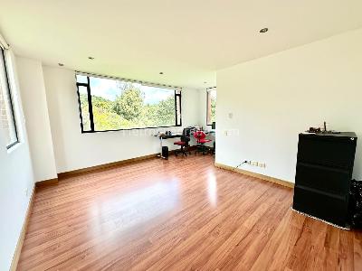 Casa de 4 alcobas en venta en Parcelacion Antares, La Calera, 530 m² · foto 8 de 20