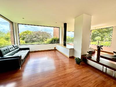 Casa de 4 alcobas en venta en Parcelacion Antares, La Calera, 530 m² · foto 2 de 20