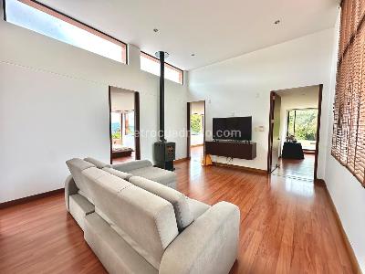 Casa de 4 alcobas en venta en Parcelacion Antares, La Calera, 530 m² · foto 9 de 20