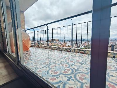 Apartamento de 3 alcobas en venta en Chapinero Alto Emaus, Bogotá, 144 m² · foto 3 de 20