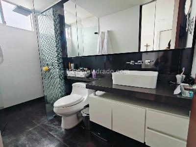 Apartamento de 3 alcobas en venta en Chapinero Alto Emaus, Bogotá, 144 m² · foto 18 de 20