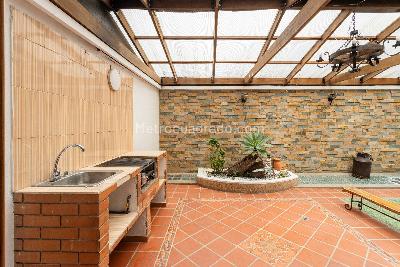 Apartamento de 2 alcobas en venta en Chico Norte Ii, Bogotá, 89 m² · foto 4 de 11