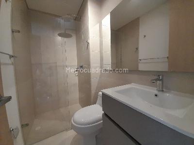 Apartamento de 1 alcoba en venta en Centro Internacional Bavaria, Bogotá, 28 m² · foto 14 de 15
